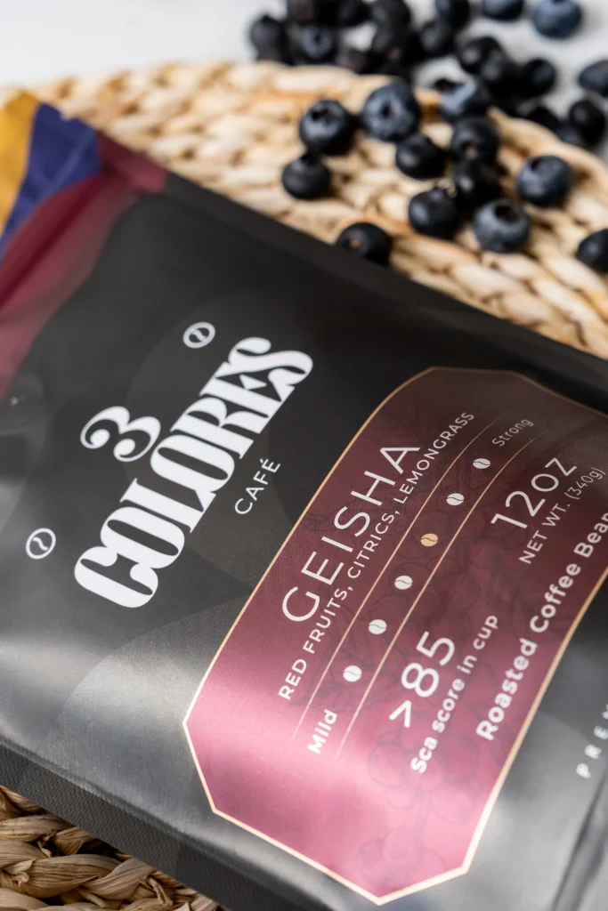 Café grano entero premium de tueste media.