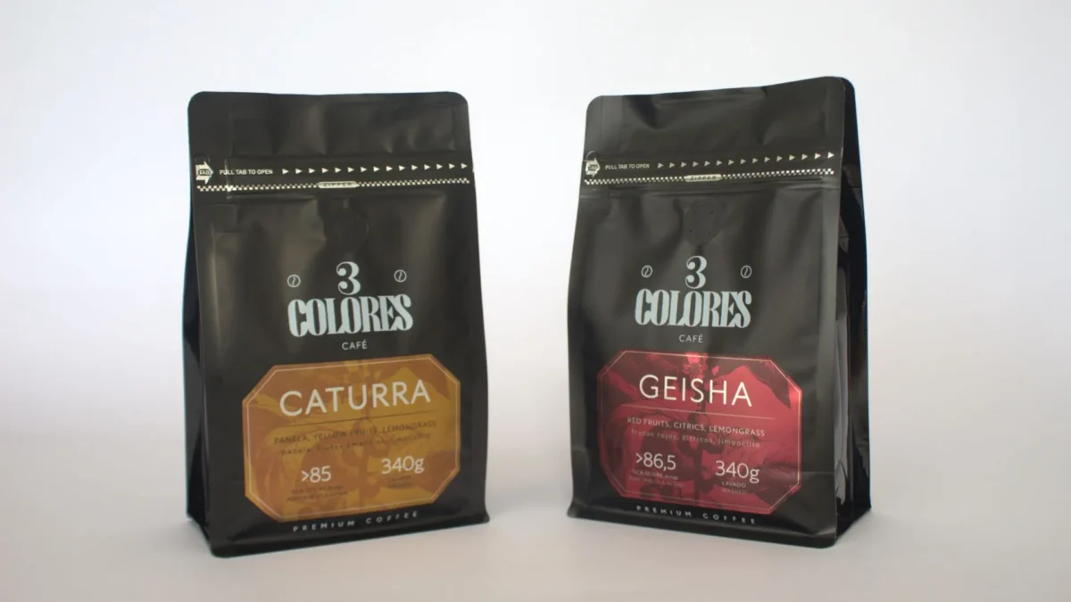 Kit Colombian Coffee Catura and Geisha 3Colores brand.